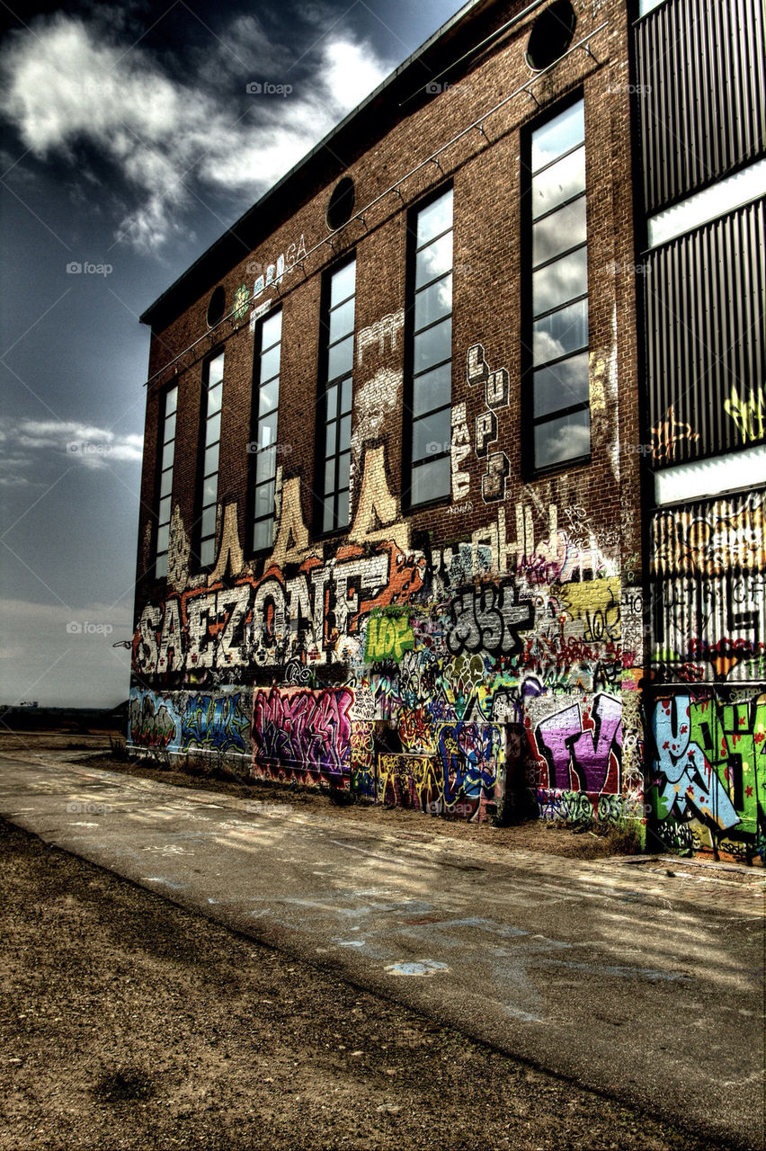 house grafitti hdr by kanoldfoto