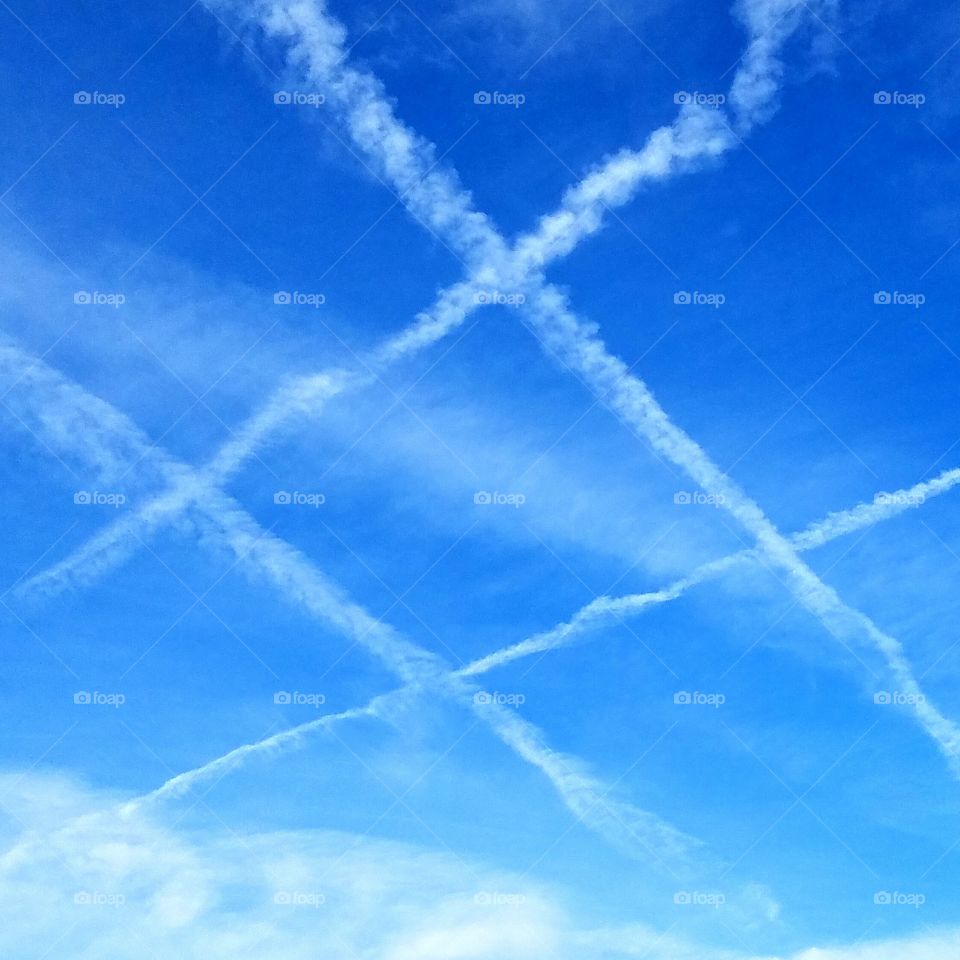 Tic Tac Toe in the sky. Jet trails.