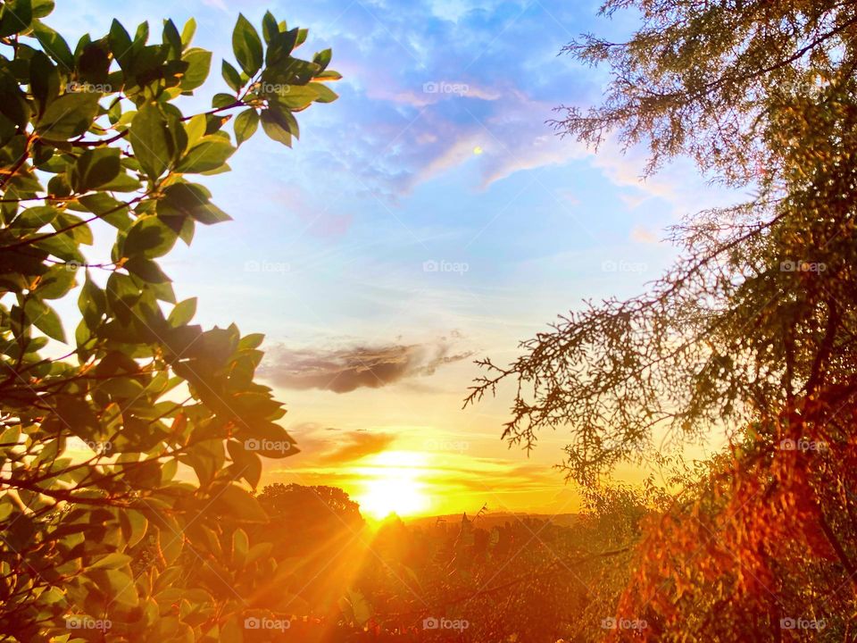 🌇🇺🇸 An extremely beautiful sunset in Jundiaí, interior of Brazil. Cheer the nature! / 🇧🇷 Um entardecer extremamente bonito em Jundiaí, interior do Brasil. Viva a natureza!