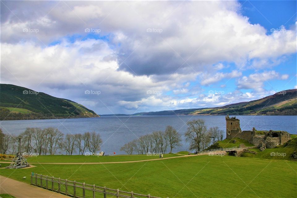 Scotland, Castle Loch Ness 