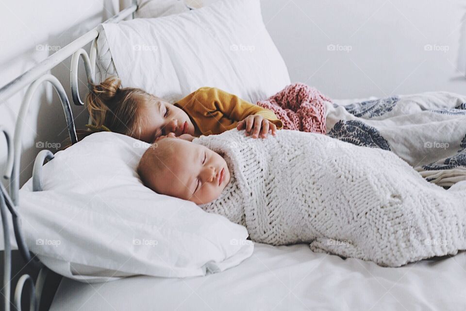 Bed, Bedroom, Indoors, Child, Furniture