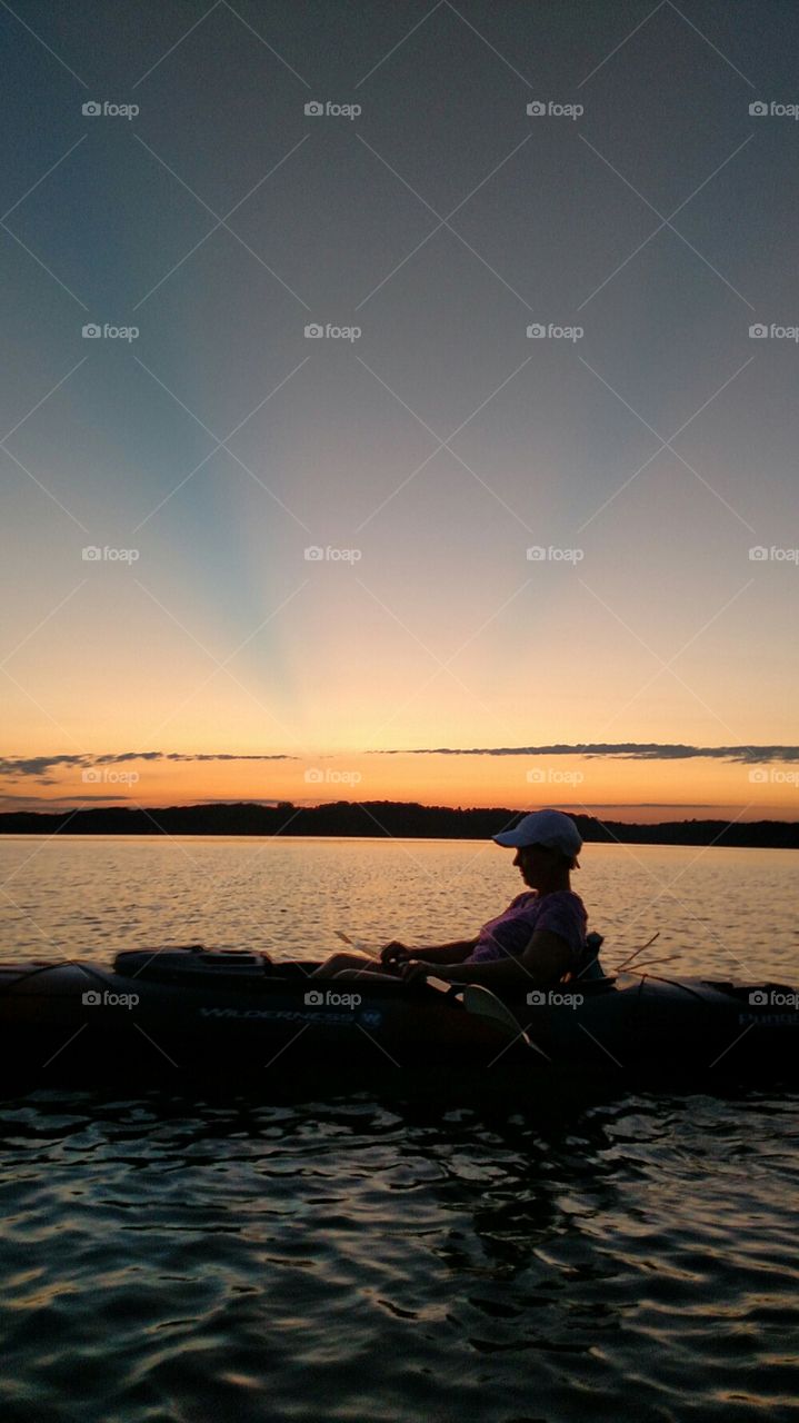 end of a quite day on the Lake