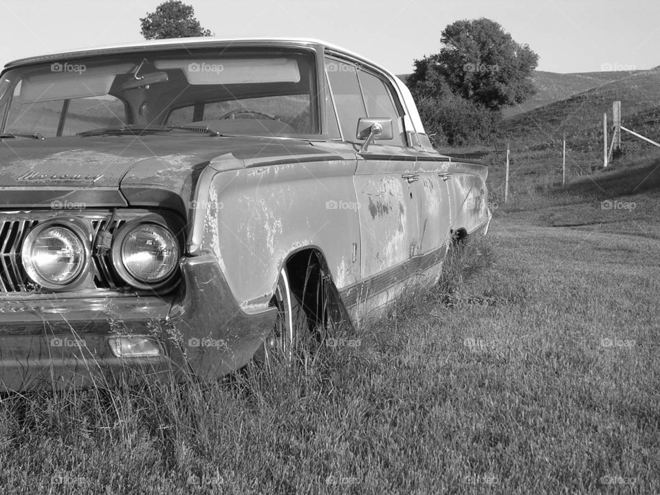 Car in the prairie 