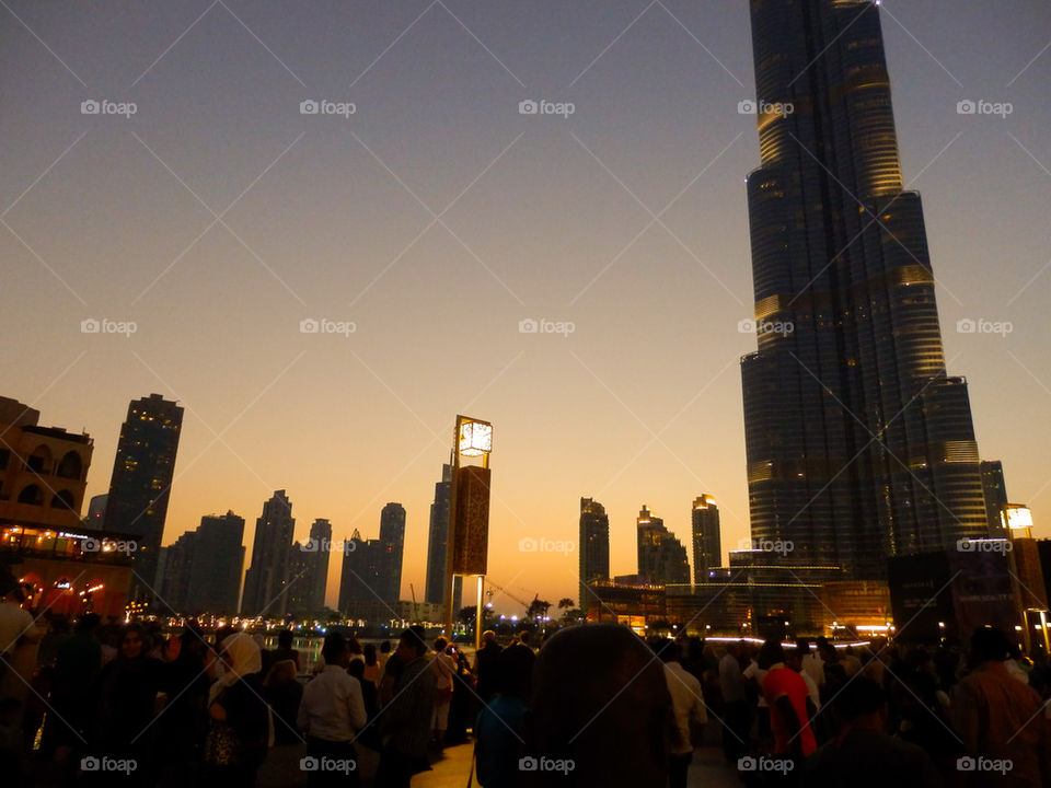 The King and the dwarfs 