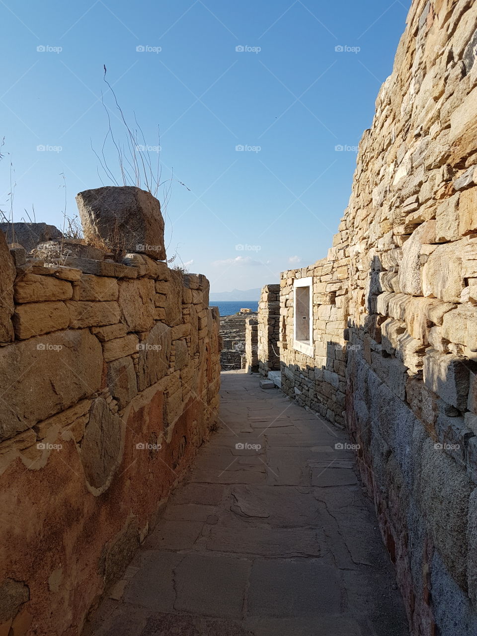 road to the beach mykonos mythology