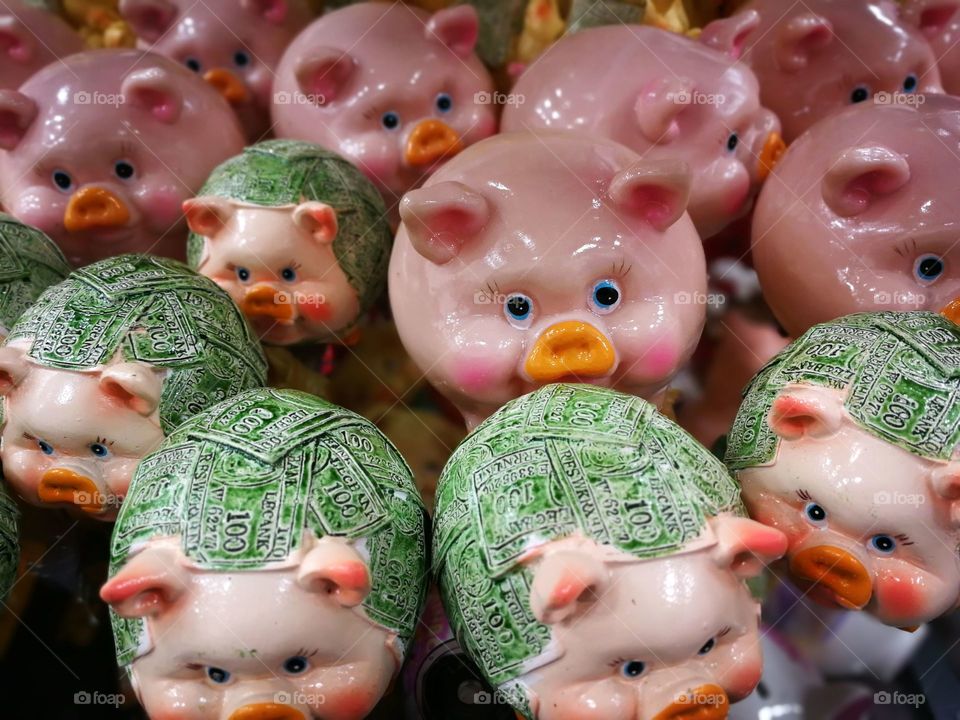 Christmas piggy pig holiday toys snow magic fairy tale