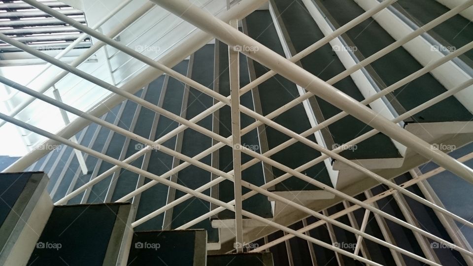 Midpoint of staircase at London Gatwick Airport, South Terminal
