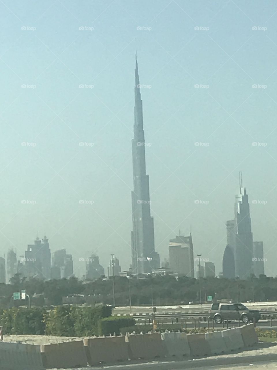 Full pic of the burj khalifa in Dubai 