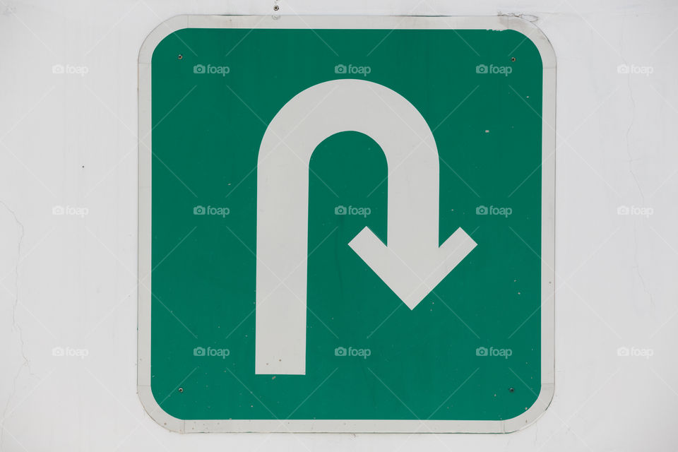 U Turn sign