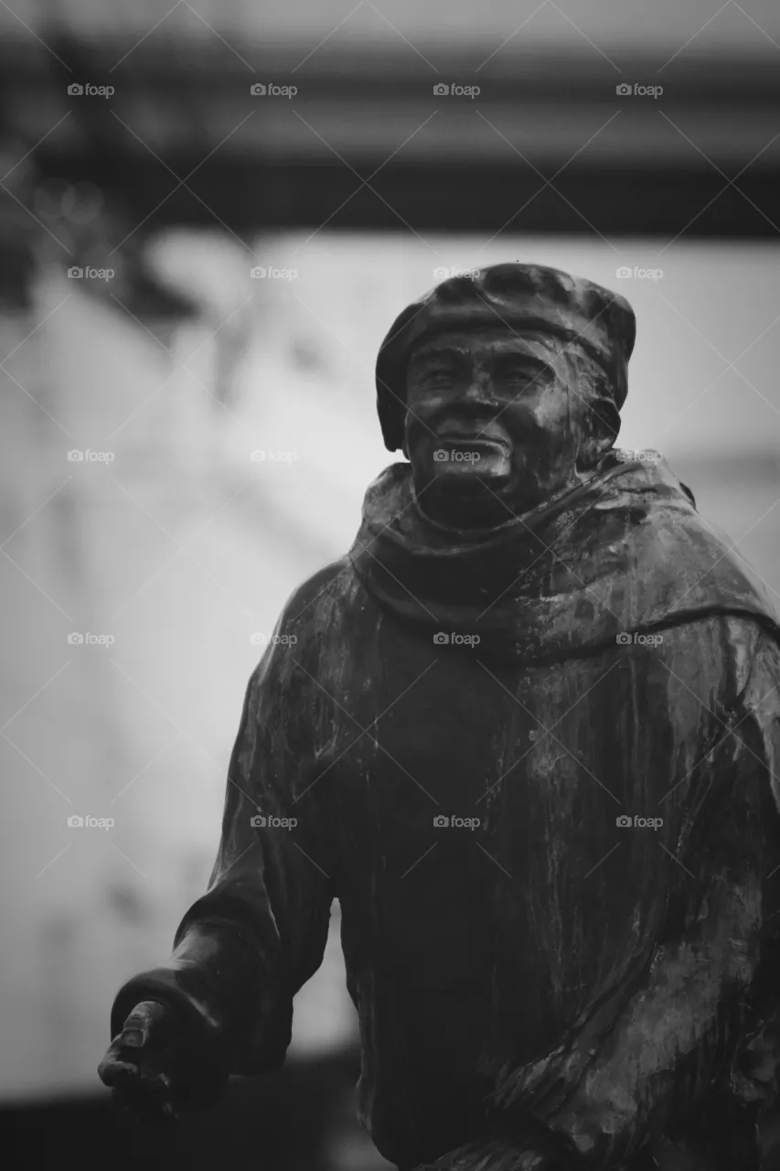Statue