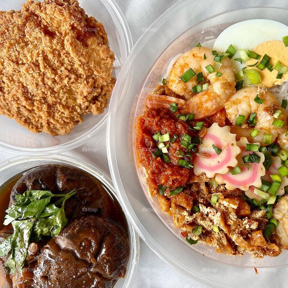 Signature mee siam, cereal chicken cutlet and sesame oil chicken with gravy