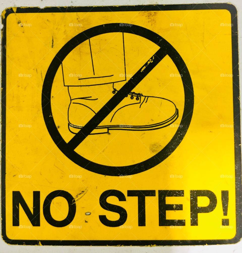 Do not use foot pedal.