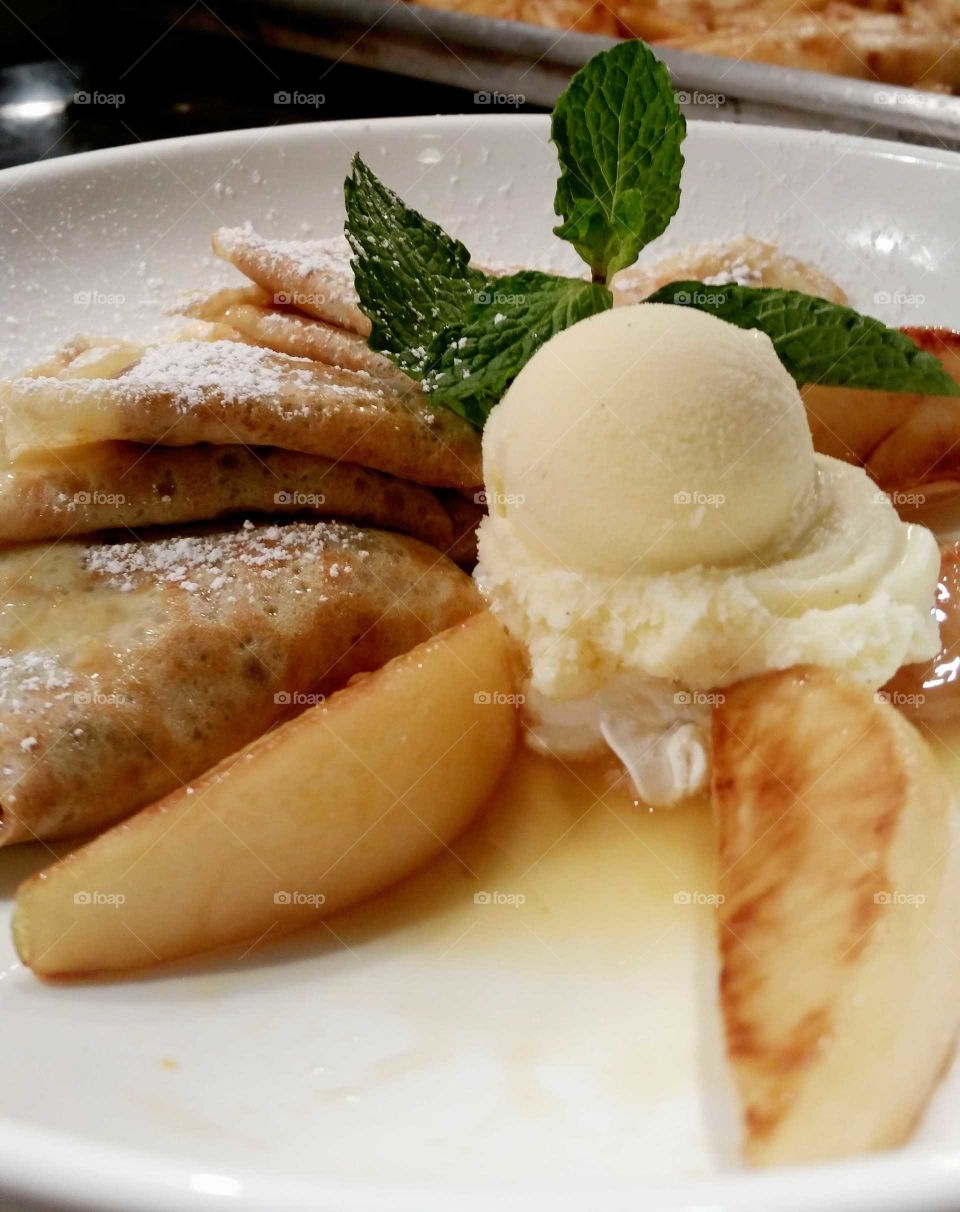 Spiced Pear Crepes
Plated Dessert