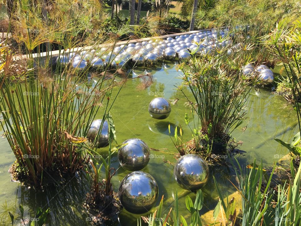 Lake with floating spheres (Inhotim Institute)