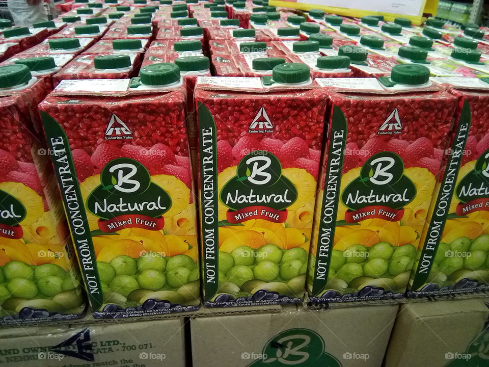 "B NATURAL" MIXED JUICE. DRINK JUICE DAILY AND REMAIN HEALTHY.
