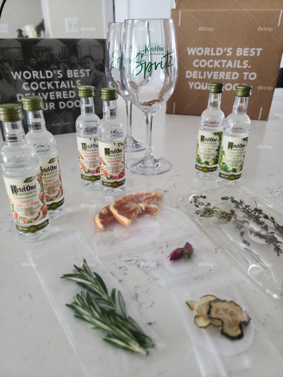 cocktail courier The Perfect Spritz Kit by Ketel One Botanical