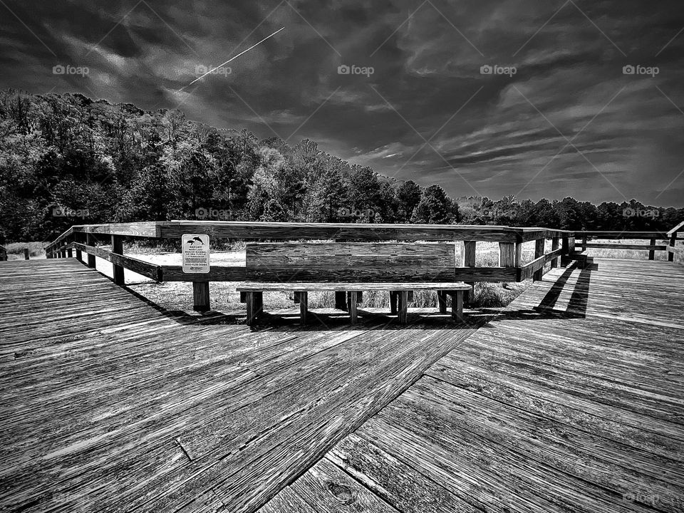 Park bench on Chesapeake Bay