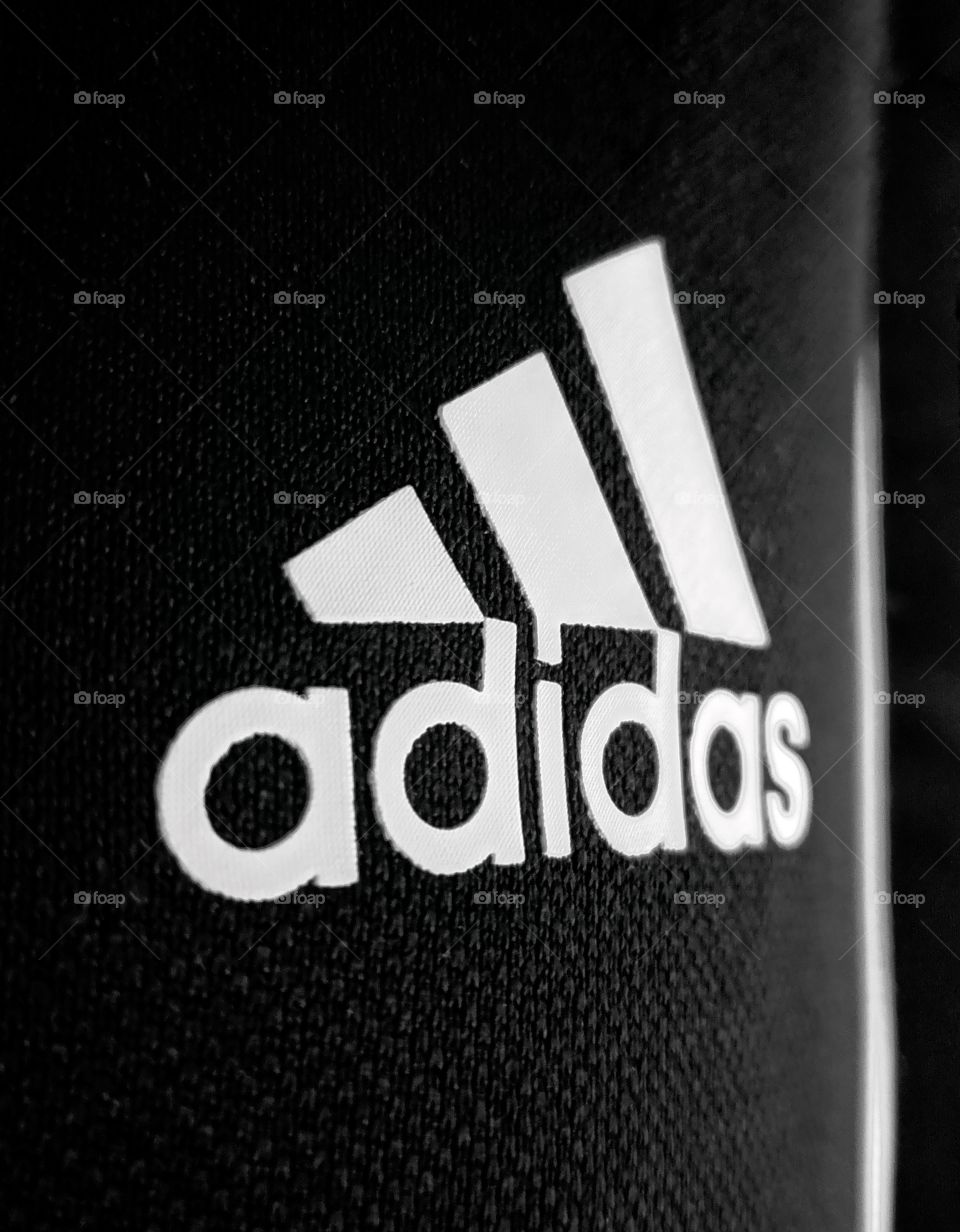 Adidas ....