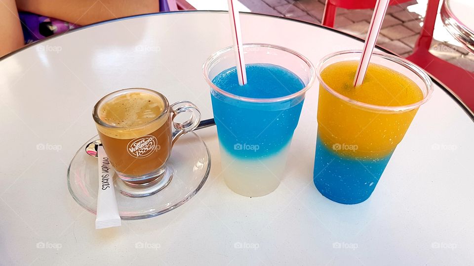 coffe time,summer time🍹🍹🍹🍦🍦🍦😉😉😉🥤🥤🥤