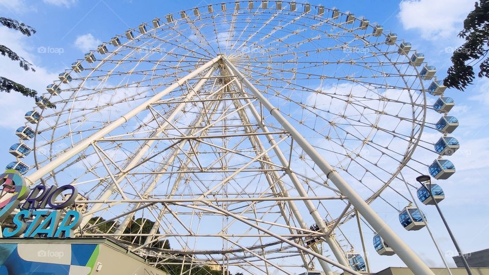 Ferris wheel