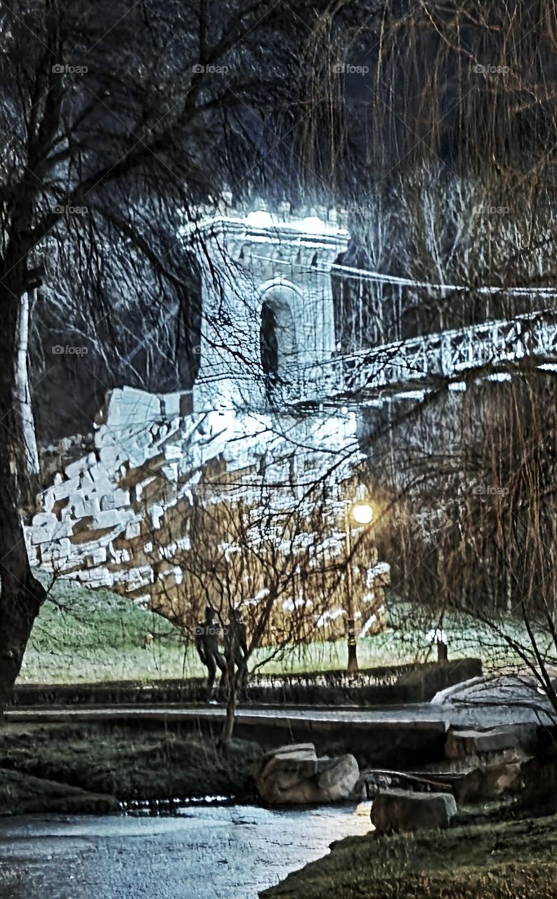 Podul suspendat din Parcul Nicolae Romanescu, Craiova, România