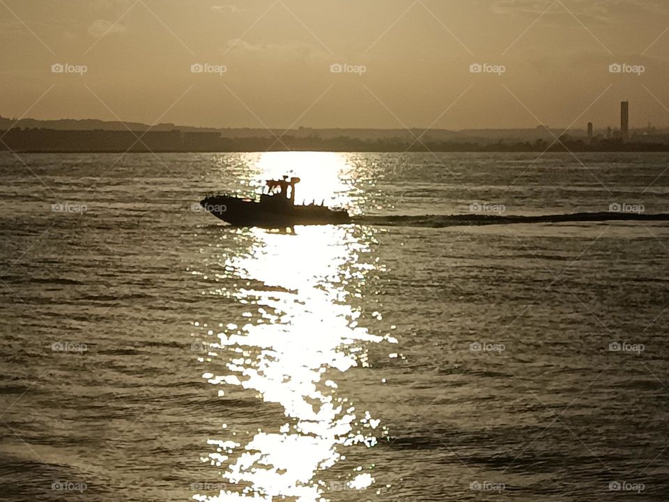 Patrullando la Costa Dorada