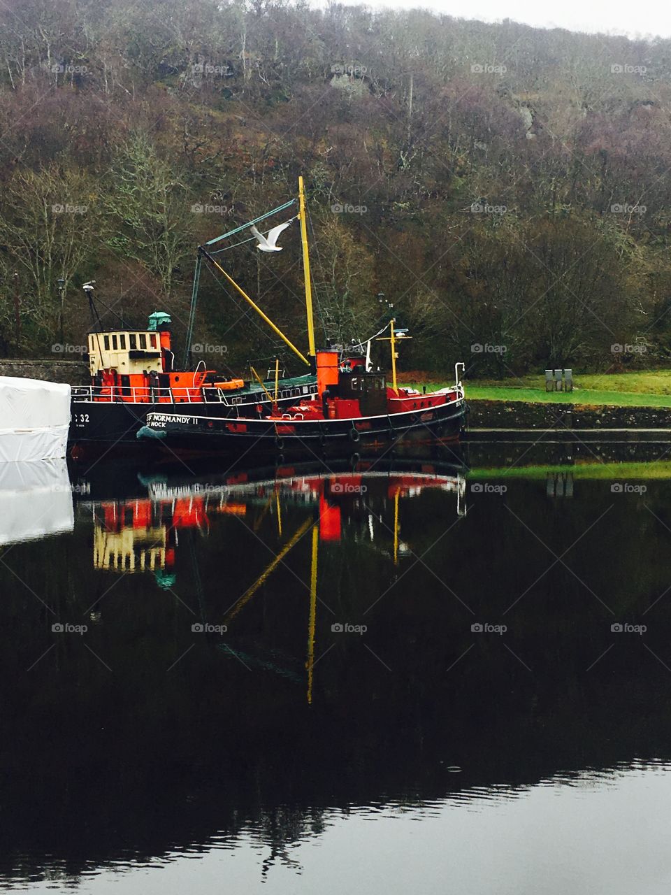 Boat reflection 