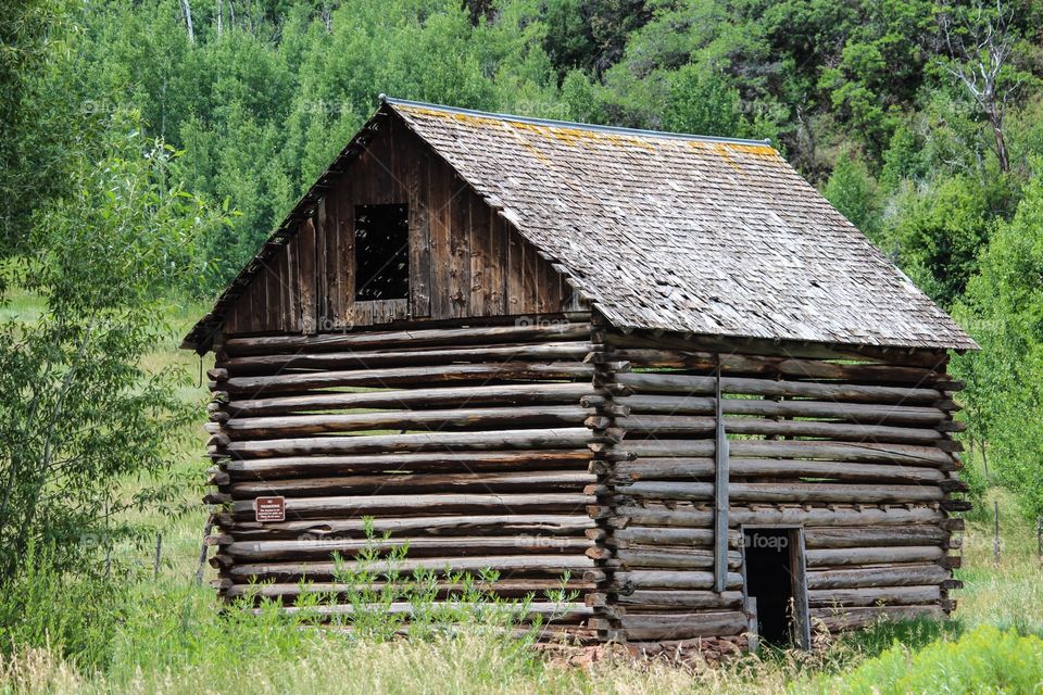 Old log cabin 