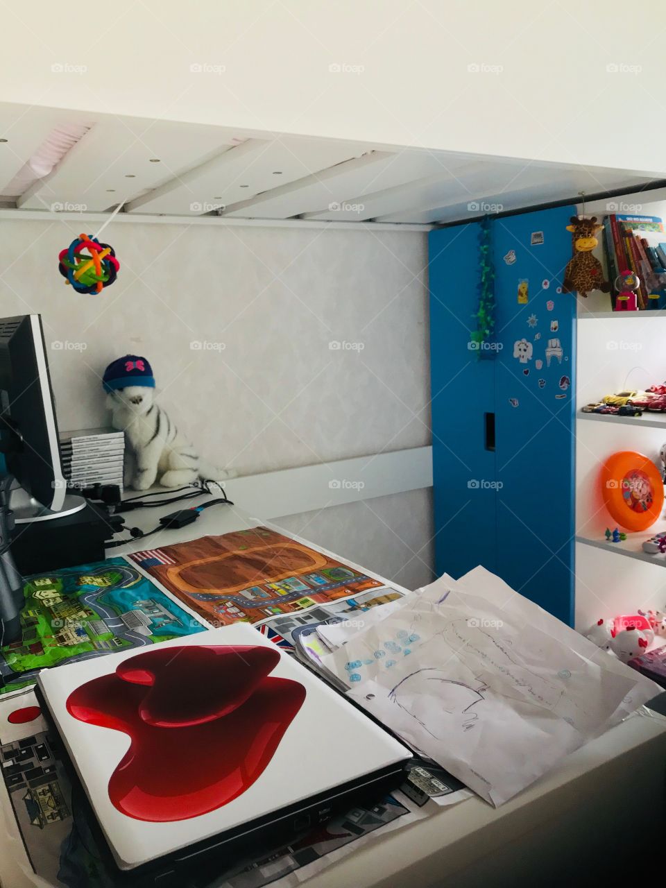 Indoors, Room, Furniture, Exhibition, Technology