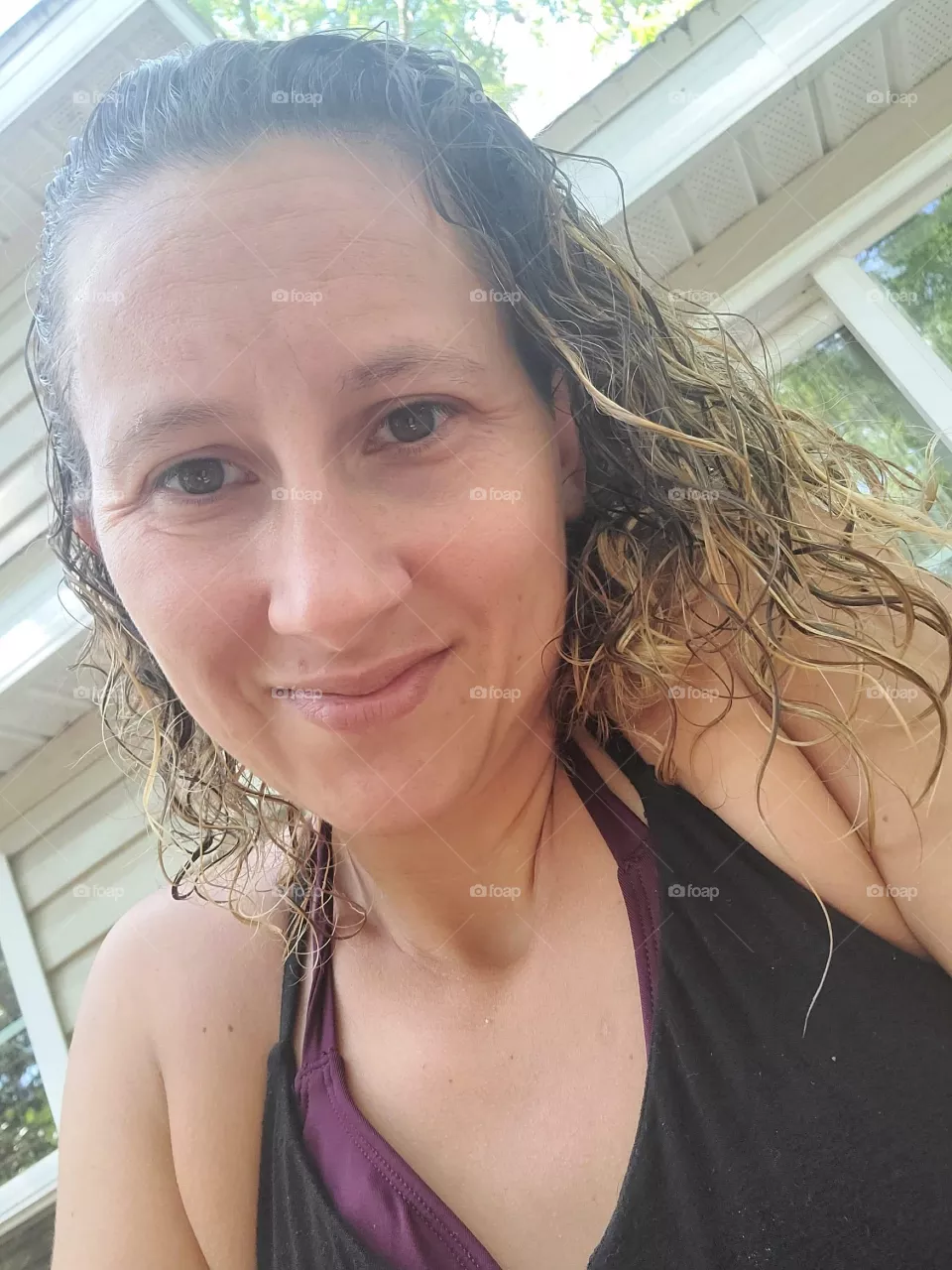 Young Woman With Flawless Face & No Makeup