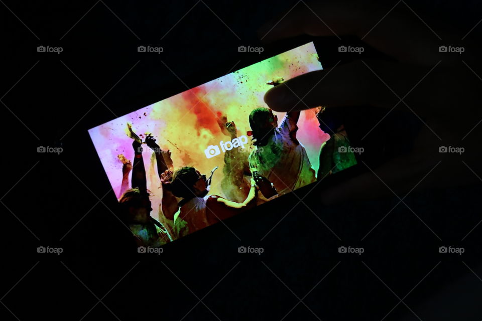 I’m addictive with FOAP and I love iPhones gadget 👍