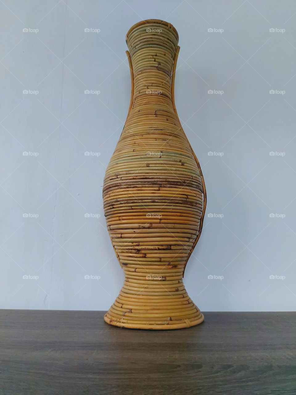 Rattan jars, handmade from rattan