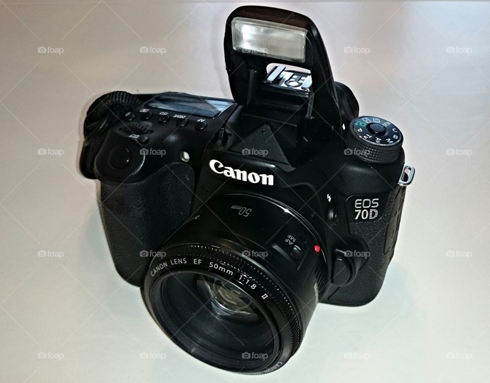 Digital camera. Digital SL Canon EOS 70D