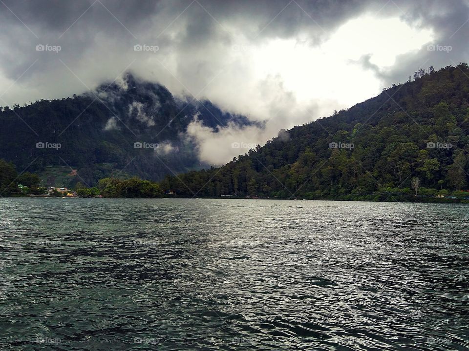 Sarangan Lake
