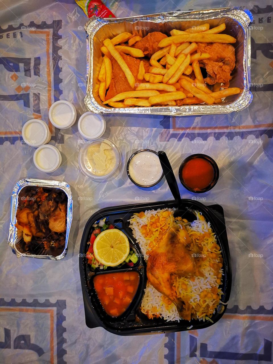 Rice meal with chicken and vegetable broth Brest sauce and pidjan dish