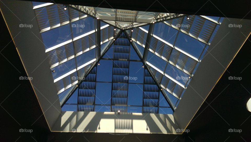 Boulevard mall skylight