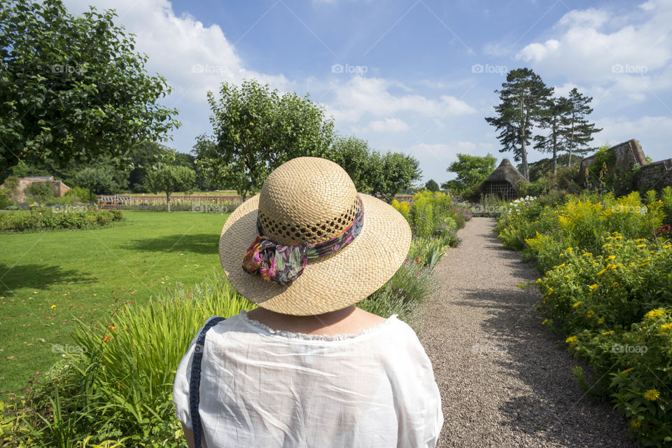 Woman. Straw hat