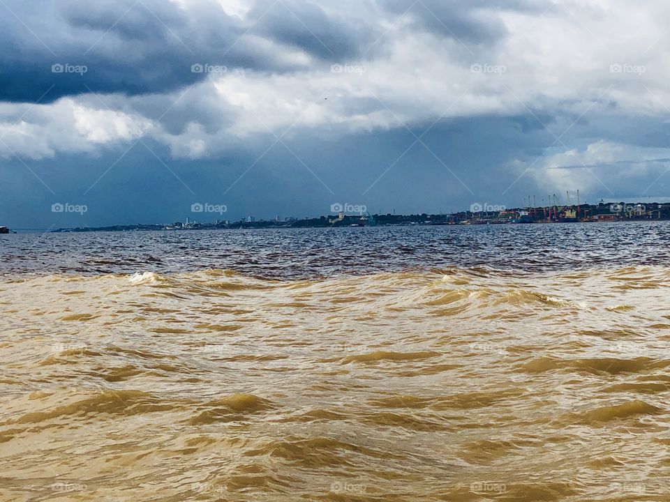 Encontro das águas - Rio Negro e Solimões - Manaus AM - BRAZIL - Dezembro 2018