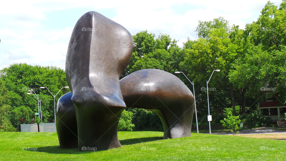 Nelson-Atkins Lawn Sculpture