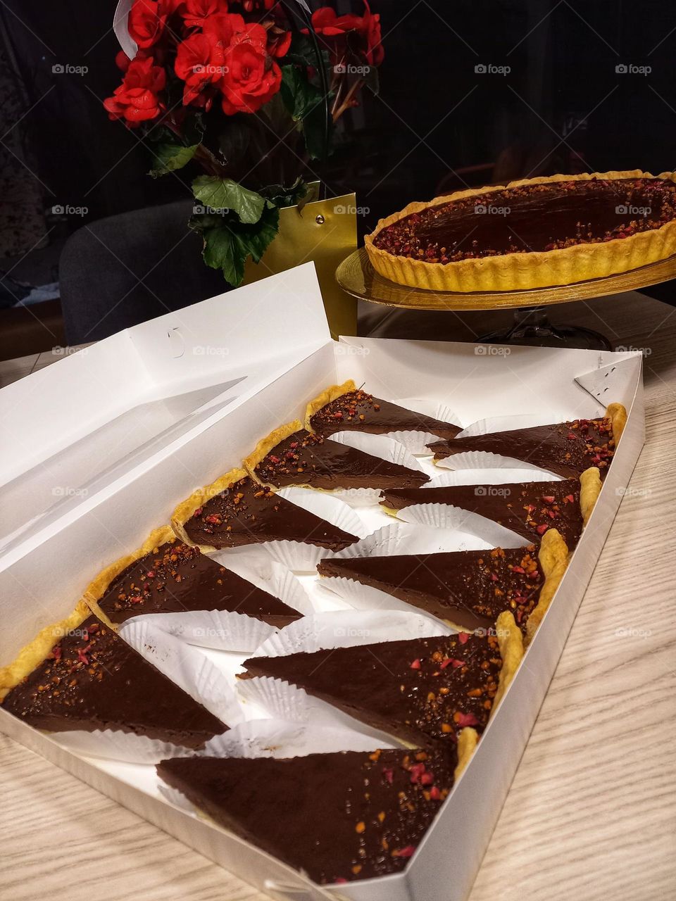 Triangle chocolate tart