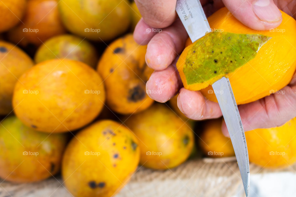 Mango fruits 