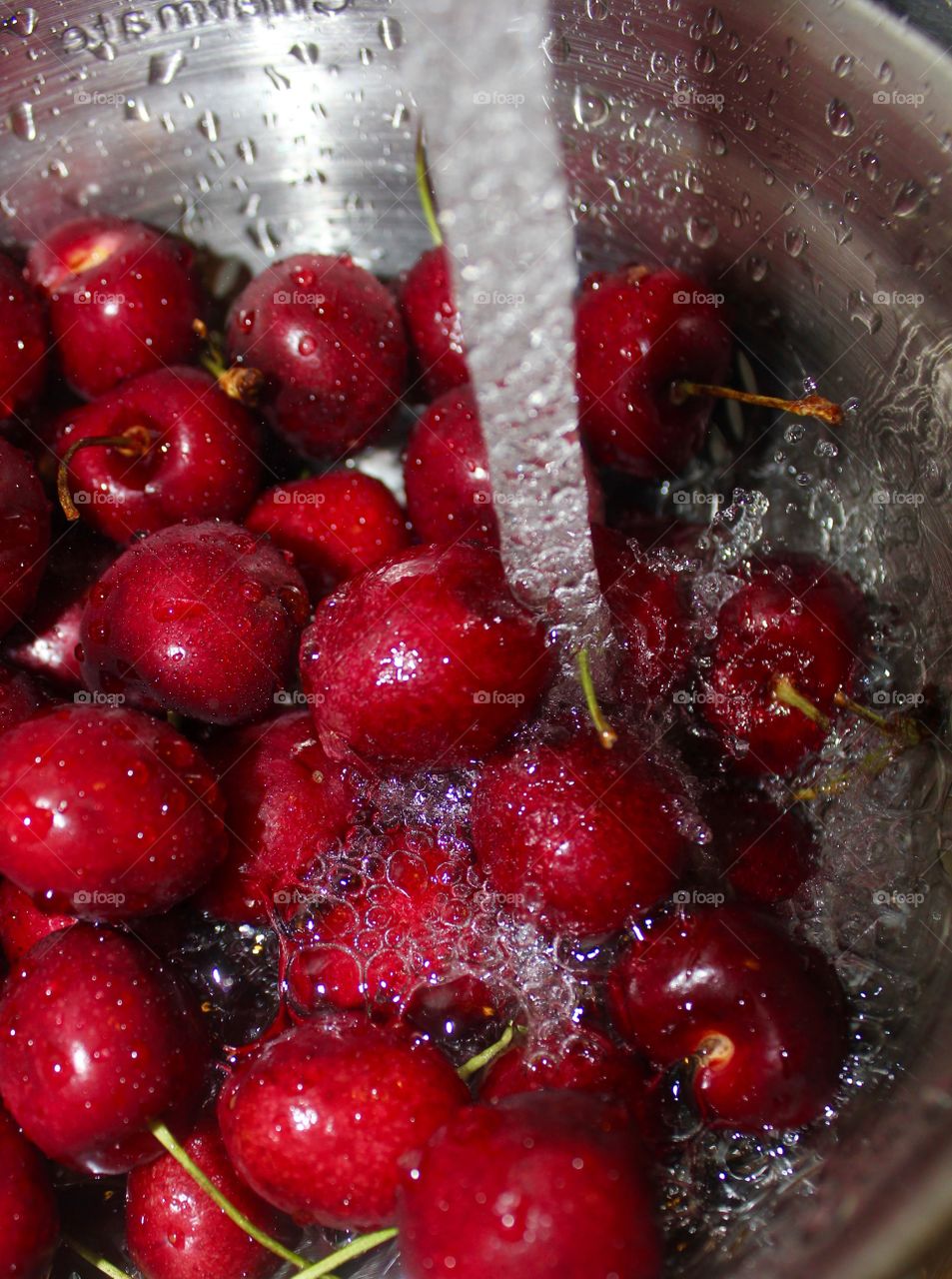 Washing cherries