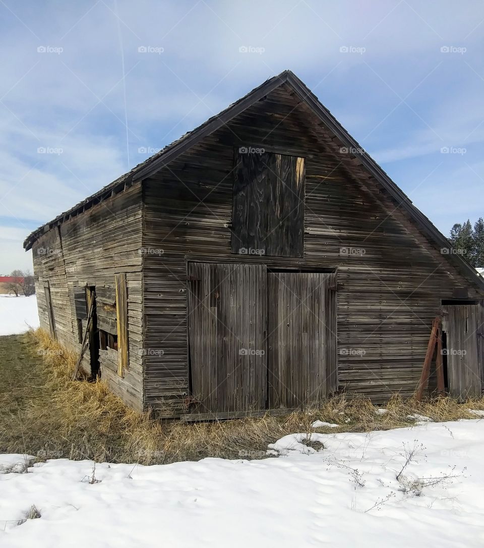 Old broken barn