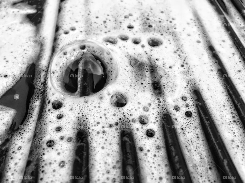Bubble in suds