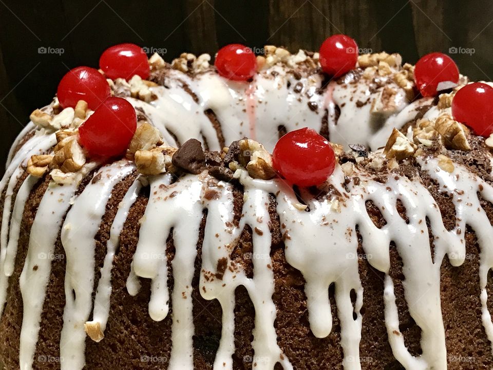 Bundt cake with nuts and cherries 