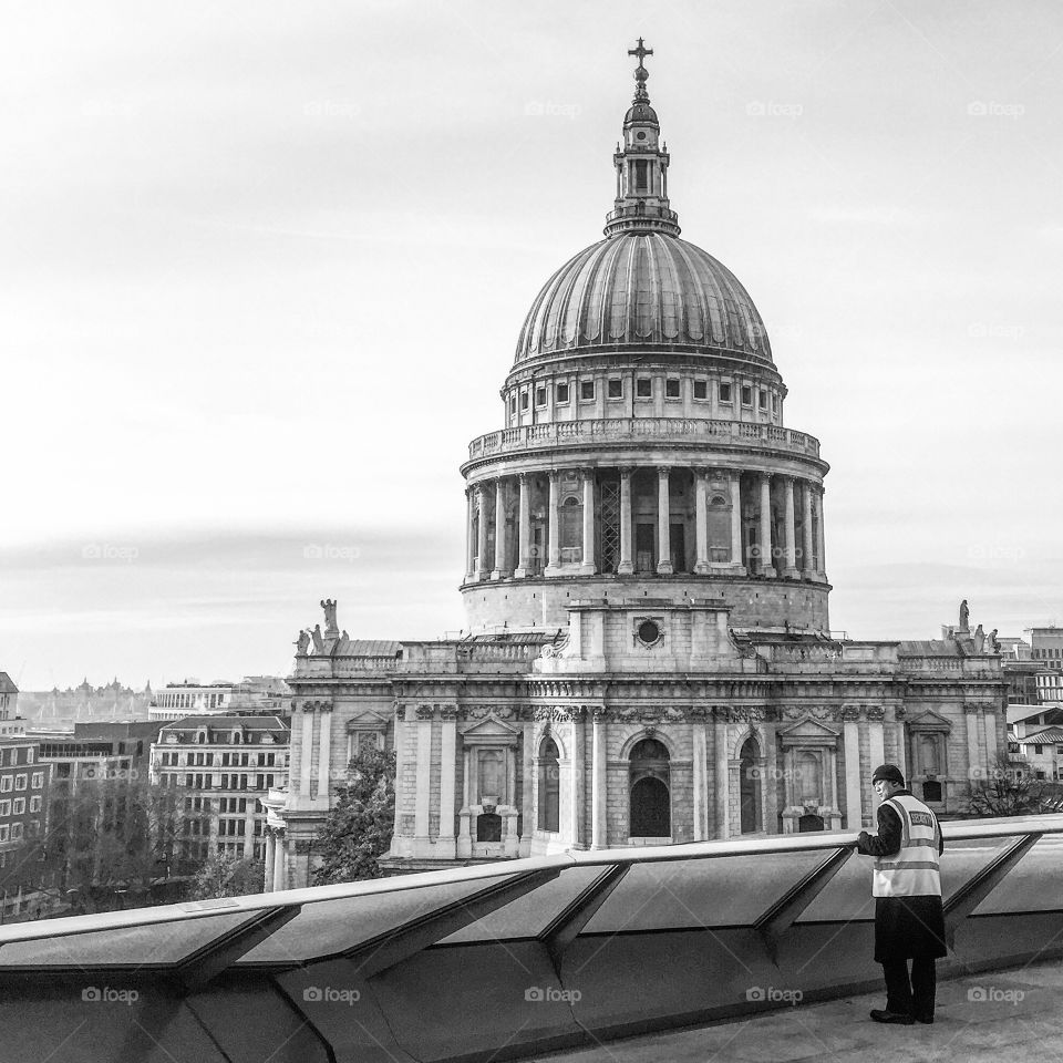 St Pauls Cathedral cityscape 