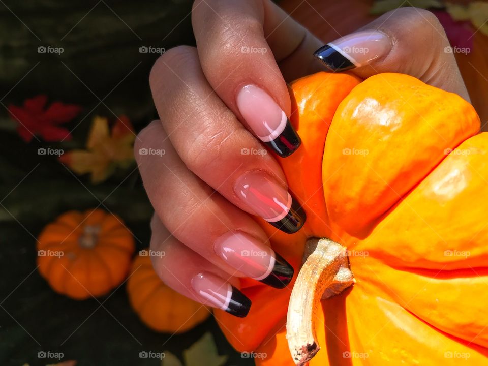 Fun with fall nails- fun with autumn nail designs 