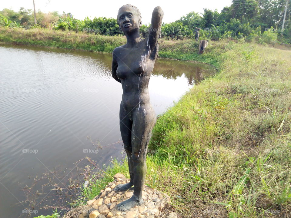 African woman statue