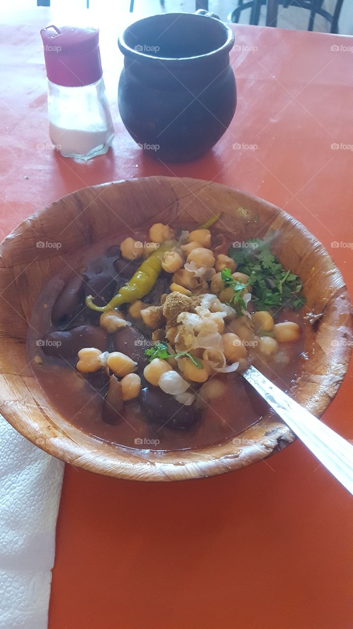 #doubara is popular traditional dish in Biskra, Algeria, a mix of beans, chickpeas and chilli, Its taste is wonderful but spicy The residents of Biskra take it in the morning and before going to work to provide them with the energy needed to perform their daily tasks