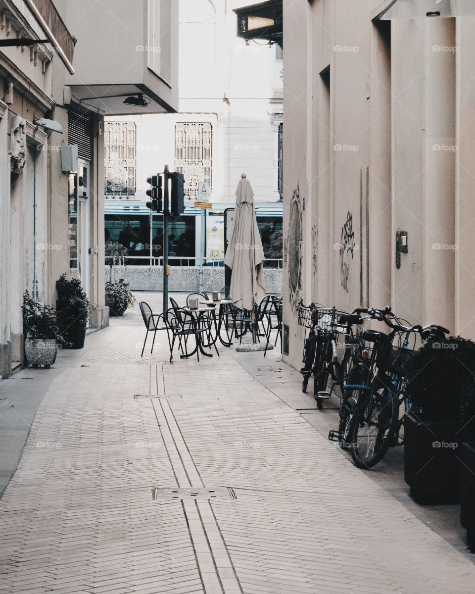 lonely street in Padova